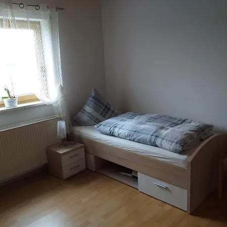 شقة 'am Bienwald'